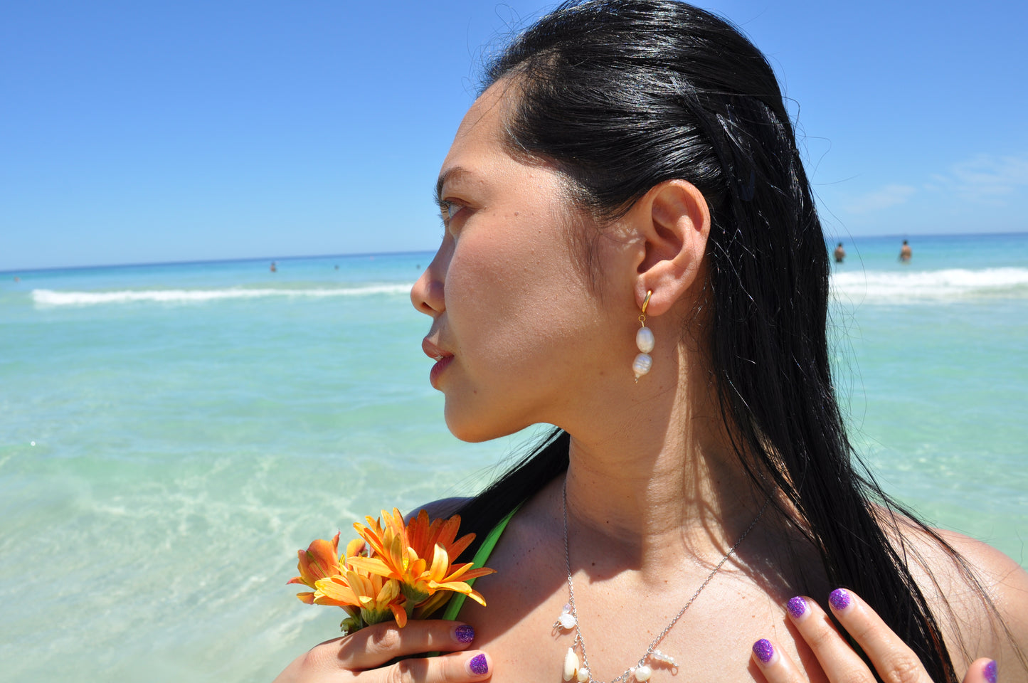 chunky pearl huggies